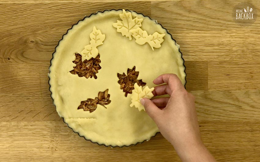 Barbeque Jackfruit Pie Rezept: Pie-Decke auflegen