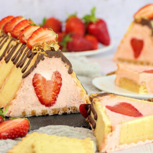 Butterkeks Erdbeer-Dessert mit selbst gebackenen Keksen & Erdbeercreme