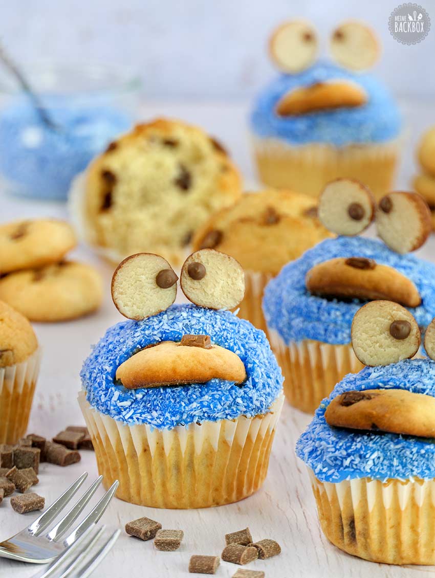 Krümelmonster Muffins mit Marzipankartoffel-Augen