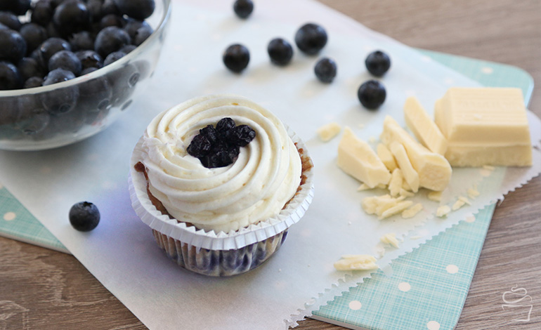 White Blueberry Cupcakes